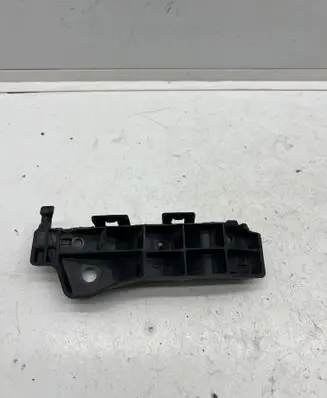 Hyundai Santa Fe Front bumper mounting bracket 865432W000