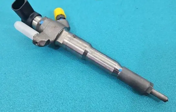 Renault Master III Fuel injector 166000372R IMPRK1570606