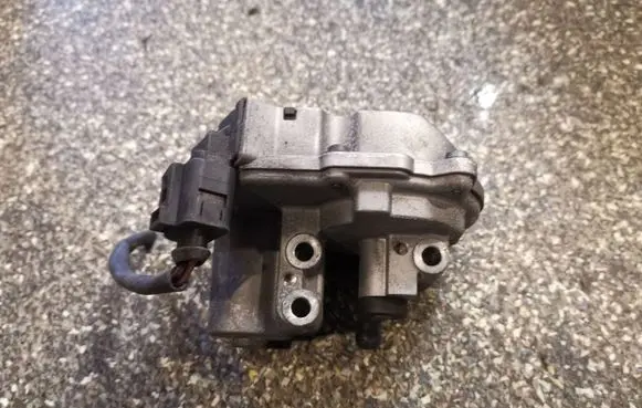 Audi A6 S6 C6 4F Throttle valve 059129086M