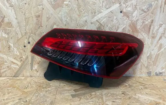Mercedes-Benz E W213 Rear/tail lights YAP2289520 A2139065209 ZGS003Q004