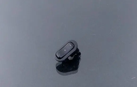 Opel Zafira A Electric window control switch 13363100 90561388