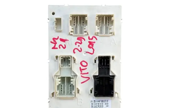 Mercedes-Benz V Class W447 Central body control module A4479000707