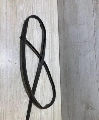 Renault Arkana Rear door rubber seal (on body) 