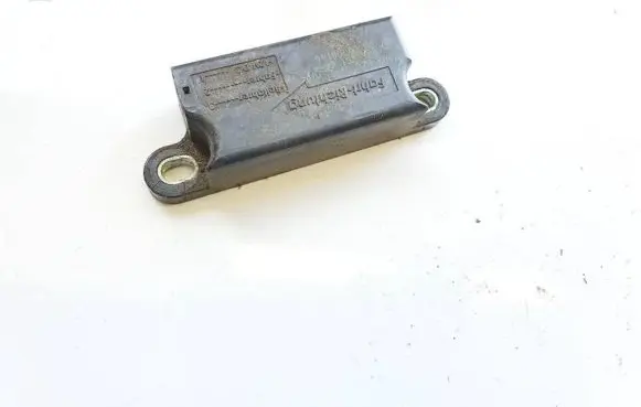 Mercedes-Benz CLS C219 Airbag deployment crash/impact sensor a0038200726 82176166-4