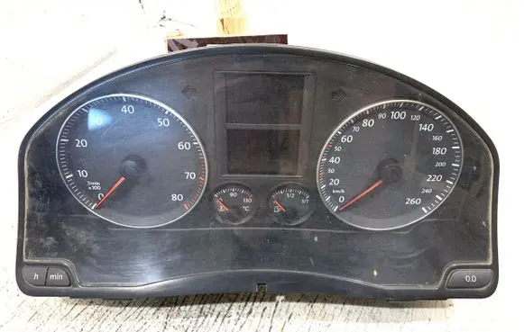 Volkswagen Golf V Speedometer (instrument cluster) 1K0920851A V0020000 VWZ7Z0D0012332