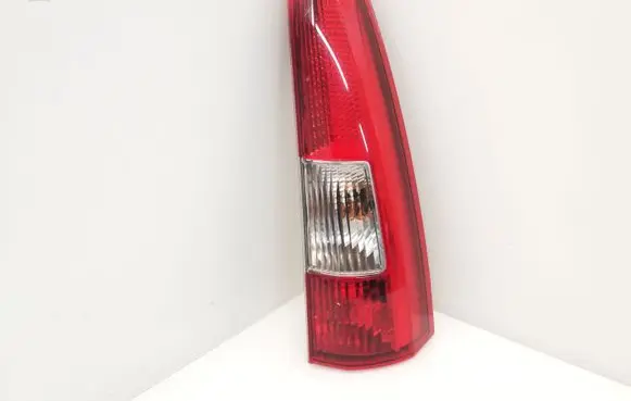 Volvo V70 Rear/tail lights 9154494