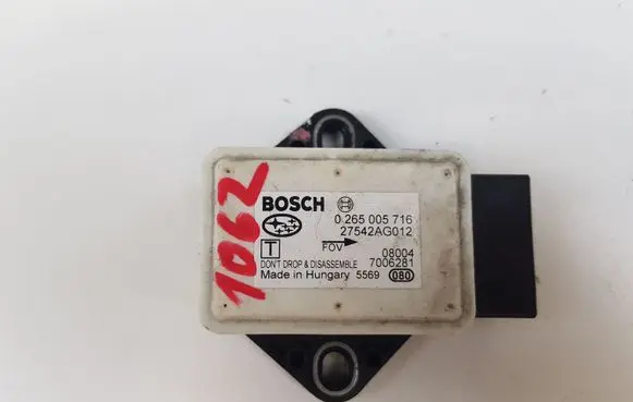 Subaru Legacy ESP acceleration yaw rate sensor 0265005716 27542AG012