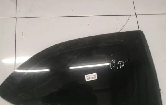 Mazda 2 Rear side window AS2