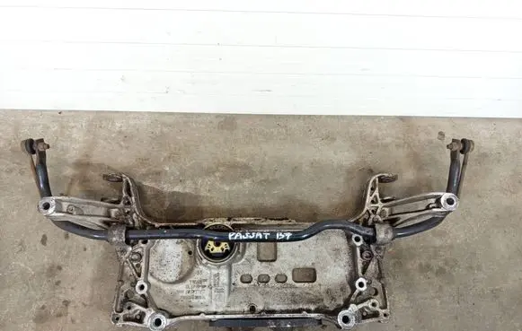 Volkswagen PASSAT B7 Front subframe 7N0199369A 23011424 77N00454