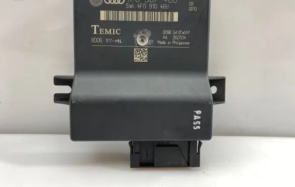 Audi A6 S6 C6 4F Gateway control module 4F0907468 4F0910468
