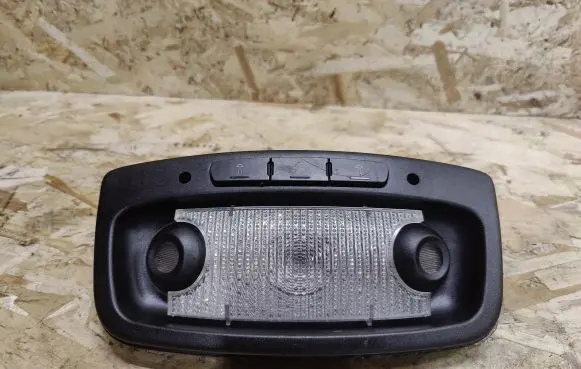 Maserati GranTurismo Front seat light 156034614