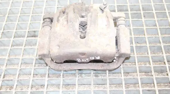 Land Rover Discovery 3 - LR3 Front brake caliper