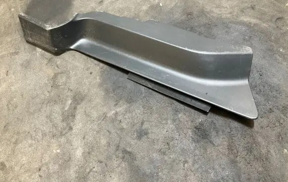 Volvo XC90 Rear seat side bottom trim 39829397 39829395