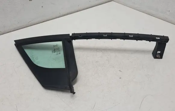 Ford Mondeo MK V Front door vent window glass four-door DS73F21401AJ AS2