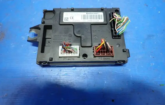 Renault Sandero I Other control units/modules 284B12330R