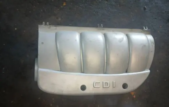 Mercedes-Benz E W211 Engine cover (trim) A6460100367