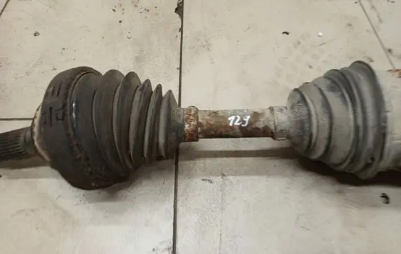 Chevrolet Blazer Front driveshaft