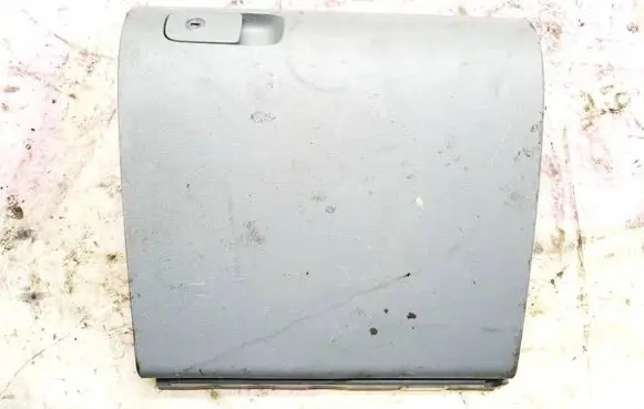 Volkswagen Golf Plus Glove box 5m1857097
