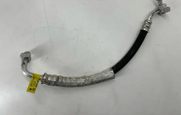 Air conditioning (A/C) pipe/hose
