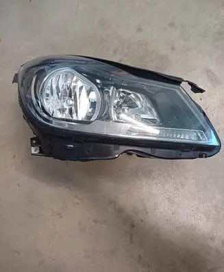 Mercedes-Benz C W204 Headlight/headlamp A2048200039
