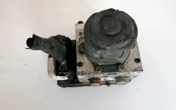 Toyota Avensis Verso ABS Pump 4451044050 44510-44050