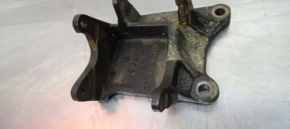 Suzuki Jimny Power steering pump mounting bracket 49120-81A20