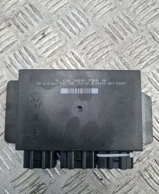 Volkswagen PASSAT B5.5 Comfort/convenience module 1C0959799A