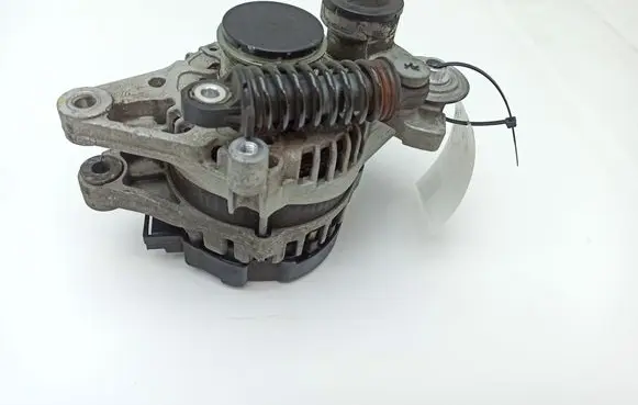 KIA Sportage Generator/alternator 373002U200 61005074