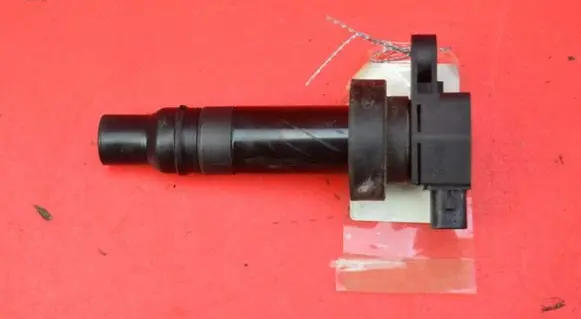 Hyundai Elantra VI High voltage ignition coil 27301-2B010