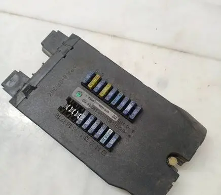 Mercedes-Benz Sprinter W901 W902 W903 W904 Fuse module 0005400650 08501002