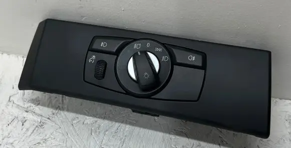 BMW 5 E60 E61 Light switch 6988565 3361020102