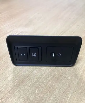 Land Rover Discovery Sport Tailgate opening switch GK7211654DB