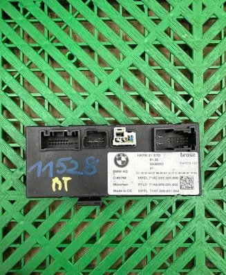 BMW 7 G70 Tailgate/trunk control unit/module 5A30201