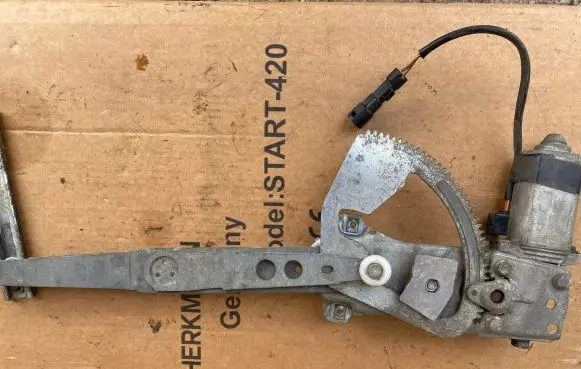 Jaguar XJ X40 Front door window regulator with motor START420