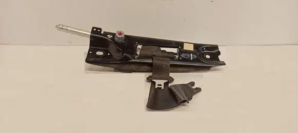Volvo V70 Front seatbelt 6041213