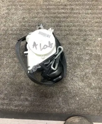 Ford S-MAX Rear seatbelt 611B68M