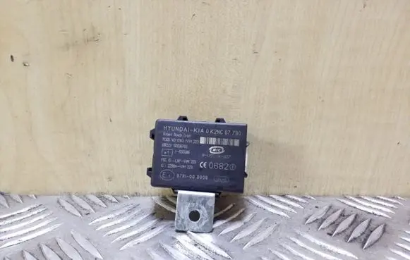 KIA Sorento Immobilizer control unit/module K2NC677B0 F005V00143