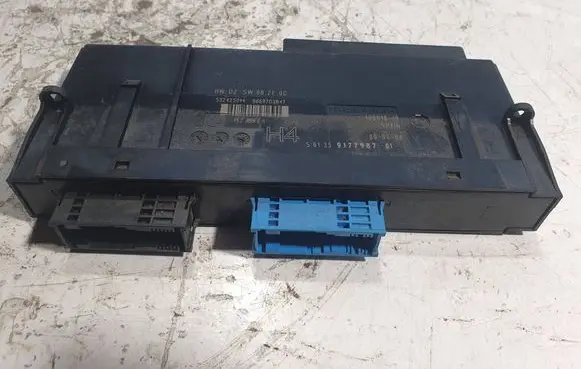 BMW 3 E90 E91 Comfort/convenience module 9177987 9669703847