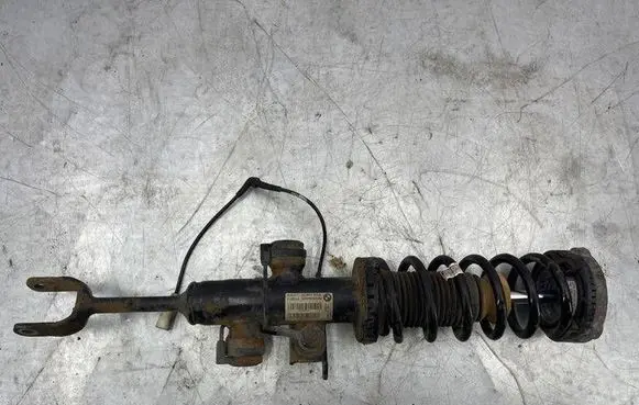 BMW 5 F10 F11 Front shock absorber with coil spring 6796977