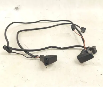 Mercedes-Benz E W124 Windshield washer spray nozzle 1248601547 1248601647 1248601747