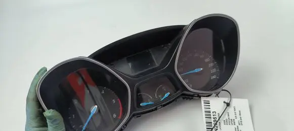 Ford Focus Speedometer (instrument cluster) BM5T10849CN
