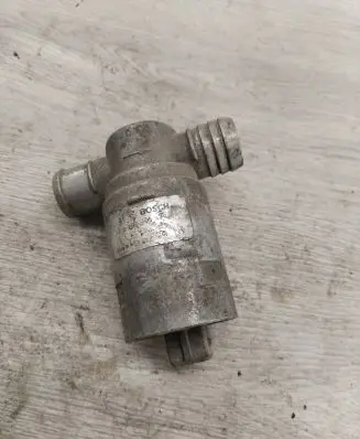 BMW 5 E39 Idle control valve (regulator) 0280140545