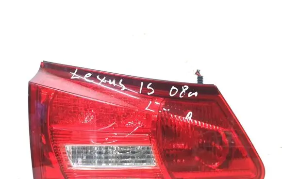 Lexus IS 220D-250-350 Tailgate rear/tail lights