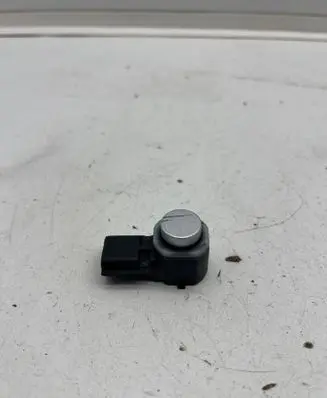 Renault Clio V Parking PDC sensor 284423387R 0710211536 253A40996R