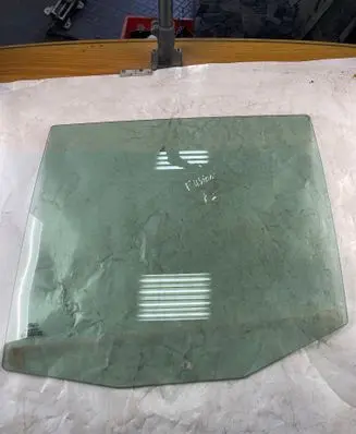 Ford Fusion Rear door window glass