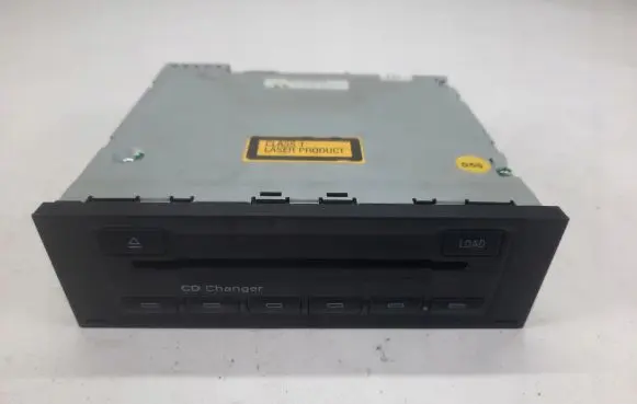 Audi A4 S4 B7 8E 8H CD/DVD changer 8E0035111D