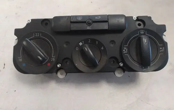 Volkswagen Golf Plus Climate control unit 1K0820047HM