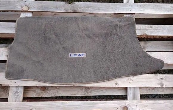 Trunk/boot mat liner