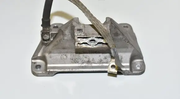 BMW 5 F10 F11 Gear shift cable bracket 22326781229 6781229