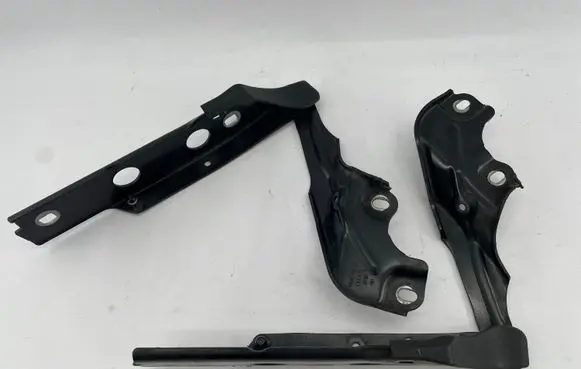 Audi A7 S7 4G Engine bonnet/hood hinges 4G8823302E